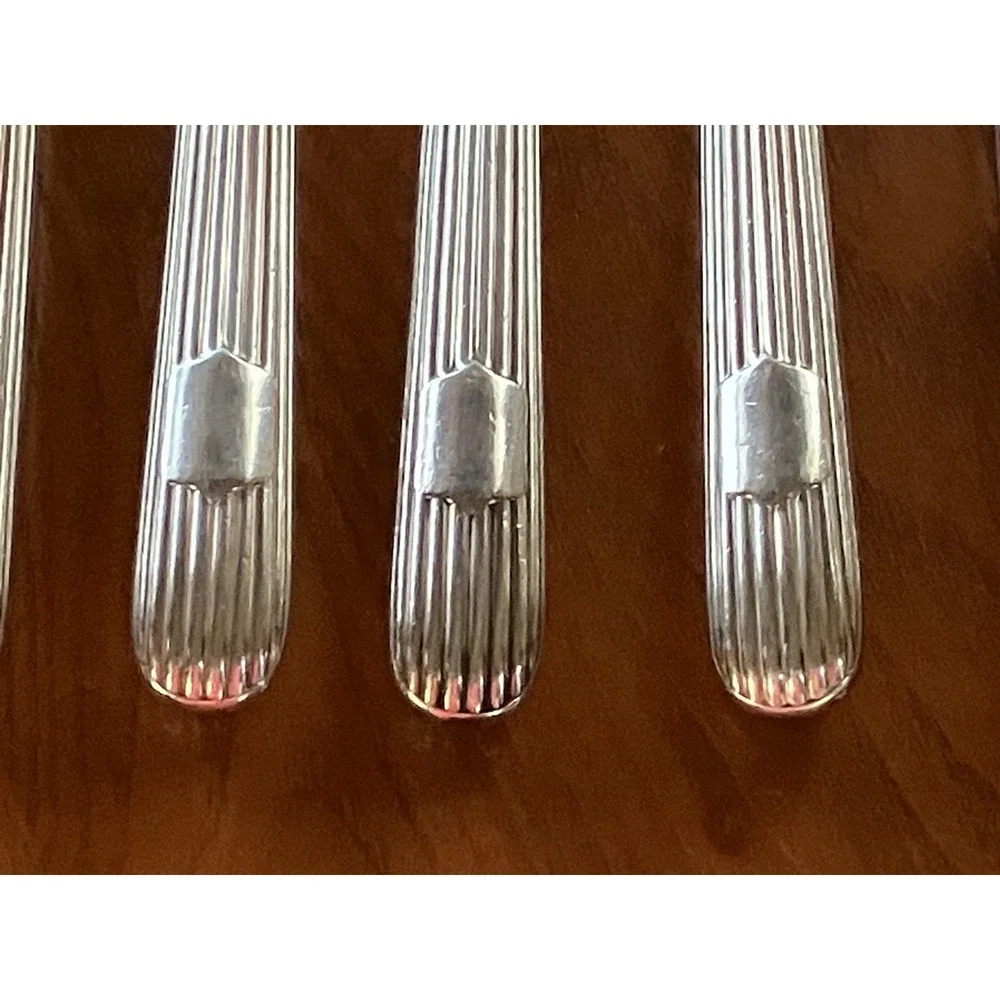 Vintage Wm Hutton & Sons Sheffield England Reeded Harley Pattern 12pc Set